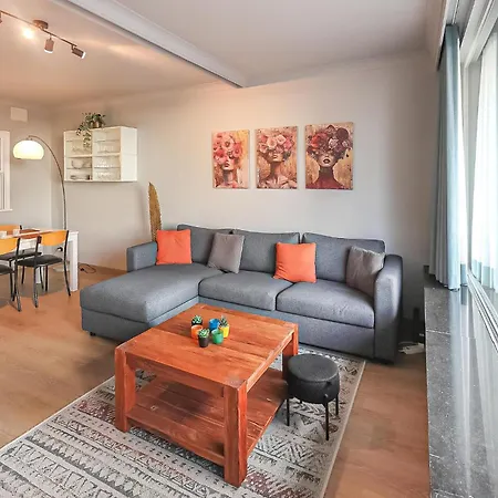 公寓 Lovely In With Wifi