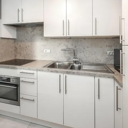 Lovely In With Wifi Apartament *