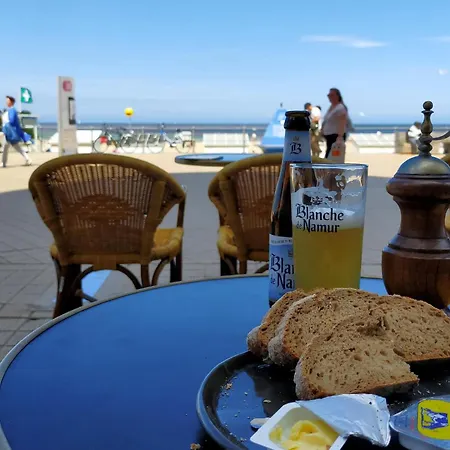 Stunning In With Wifi Apartament Ostenda